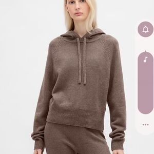 GAP Taupe Cashsoft Sweater Hoodie NWOT.